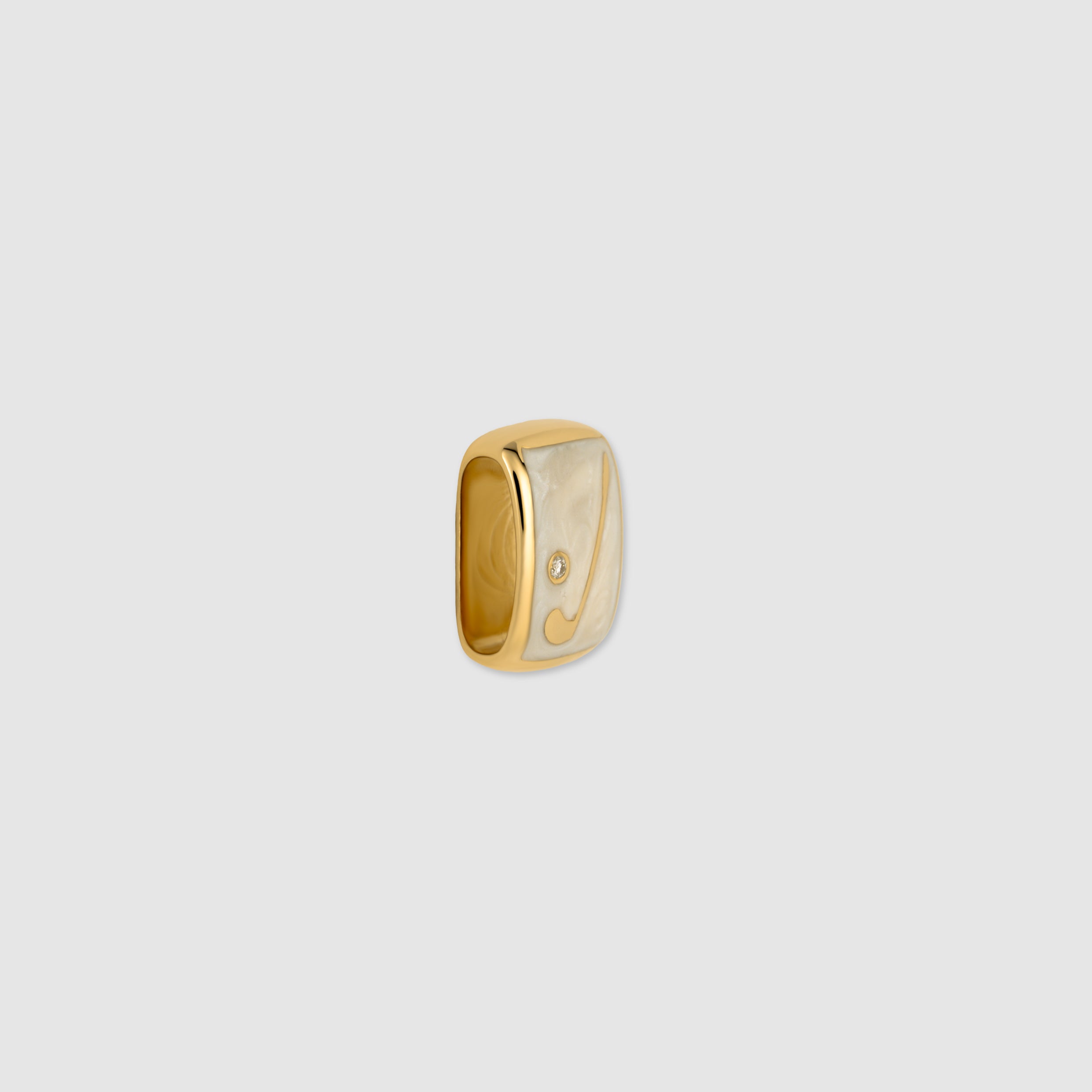 14K yellow gold golf club charm with off-white enamel and a round diamond